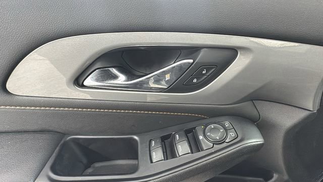 Used 2021 Chevrolet Traverse RS image 21