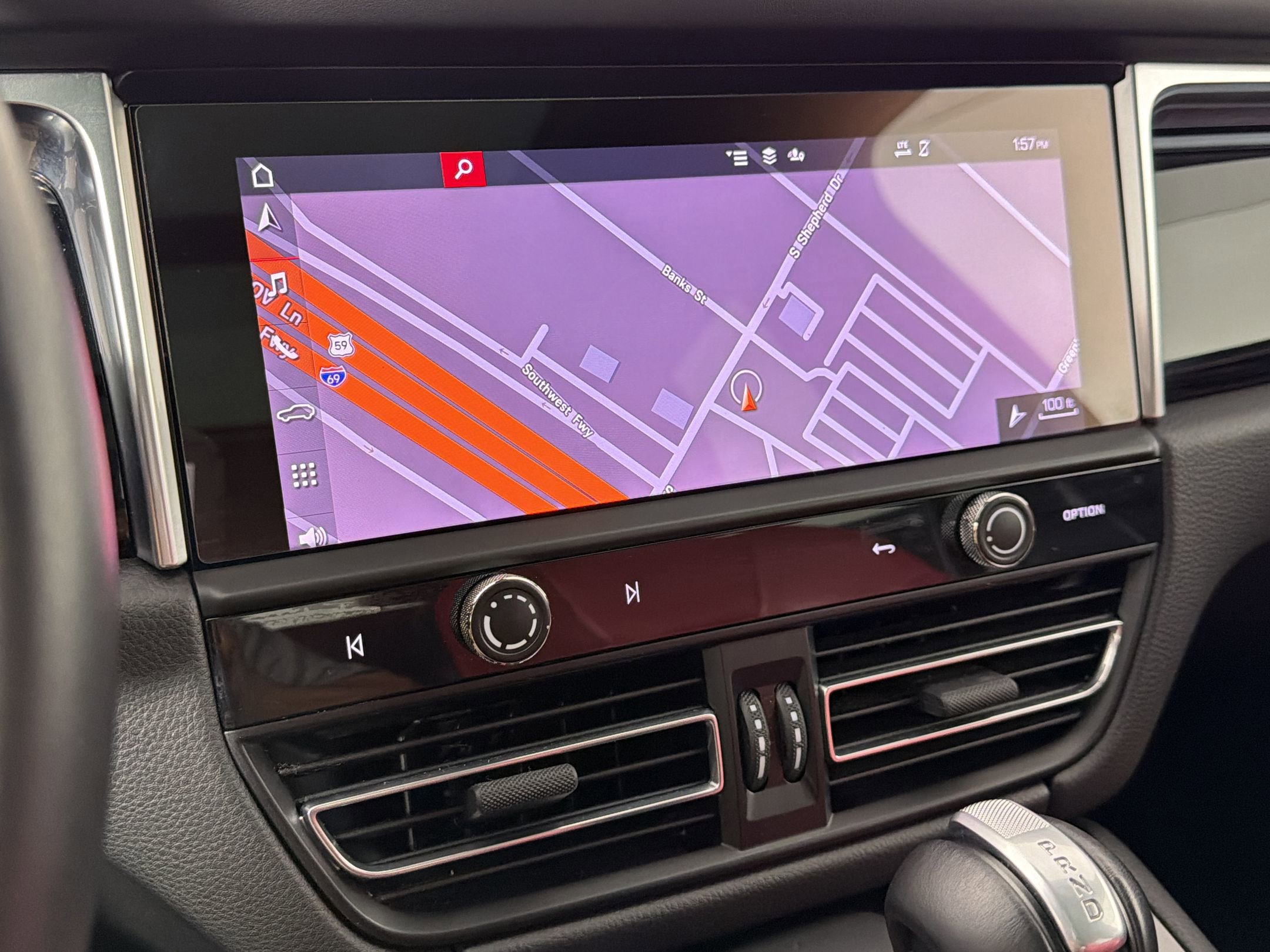 Certified 2023 Porsche Macan S image 25
