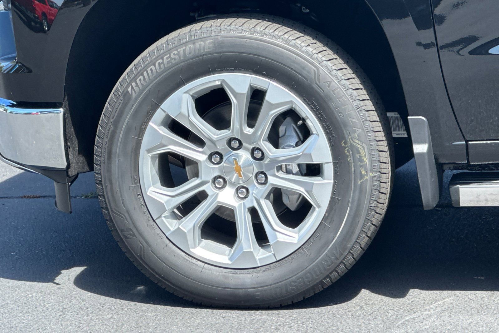 New 2026 Chevrolet Silverado 1500 LTZ w/ LTZ Premium Package AWD/4WD image 24