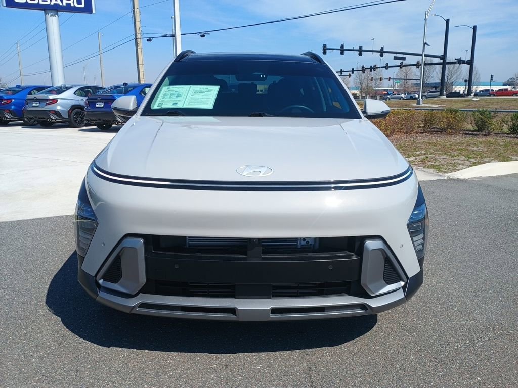 Used 2025 Hyundai Kona Limited image 2
