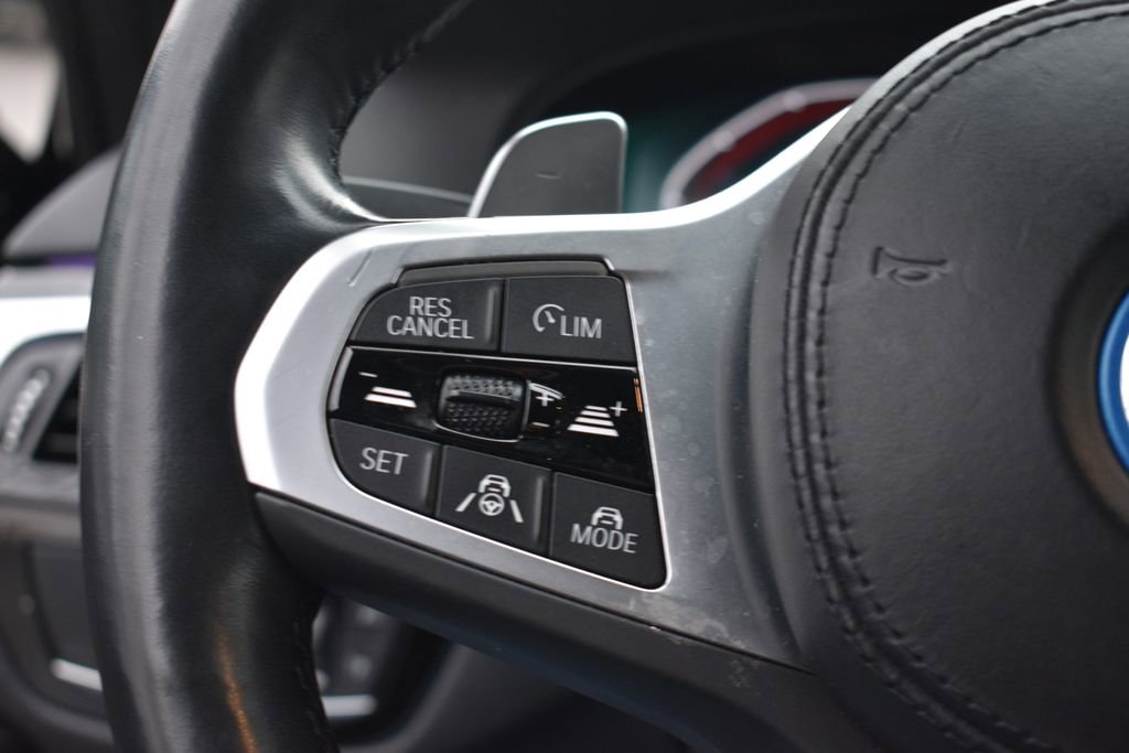 Used 2023 BMW 530e xDrive w/ Executive Package image 15