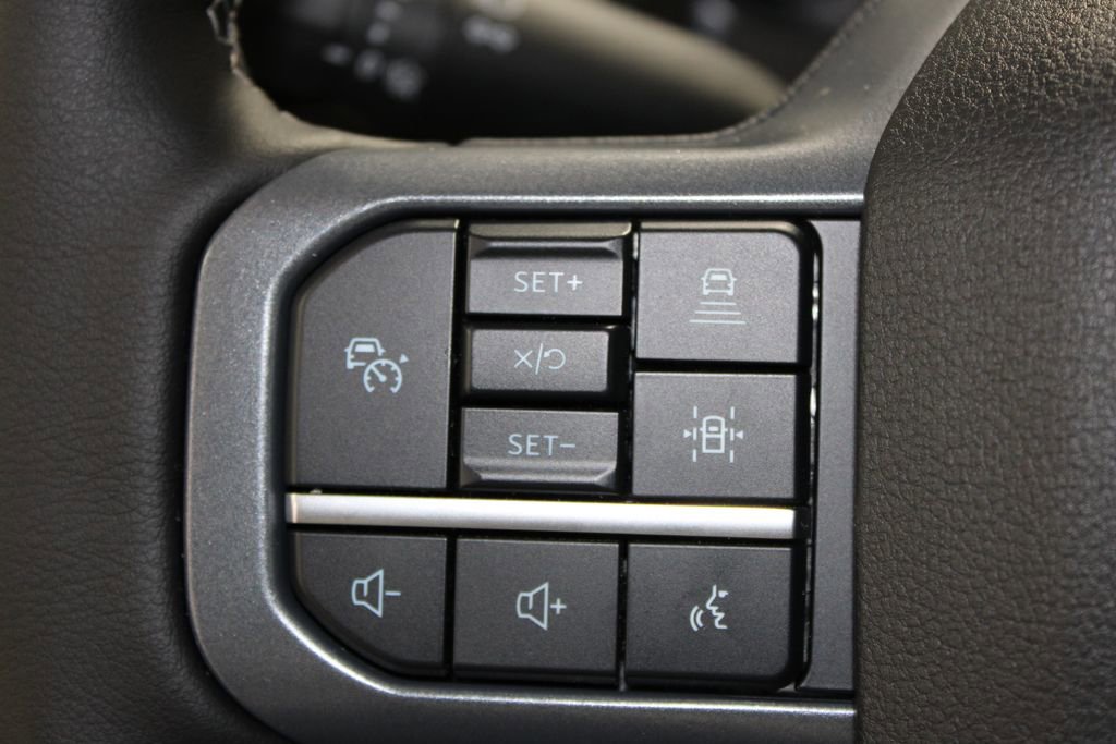 New 2026 Ford F250 Lariat w/ Black Appearance Package image 47