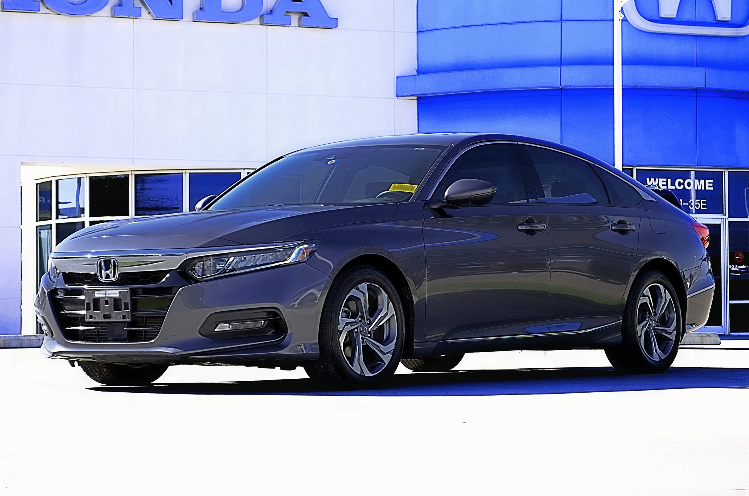 Used 2018 Honda Accord EX video 1