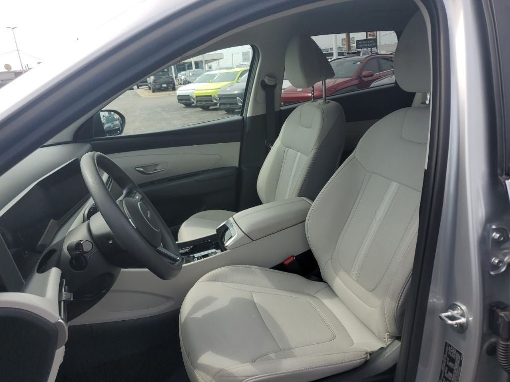 Used 2025 Hyundai Tucson SEL AWD/4WD image 14