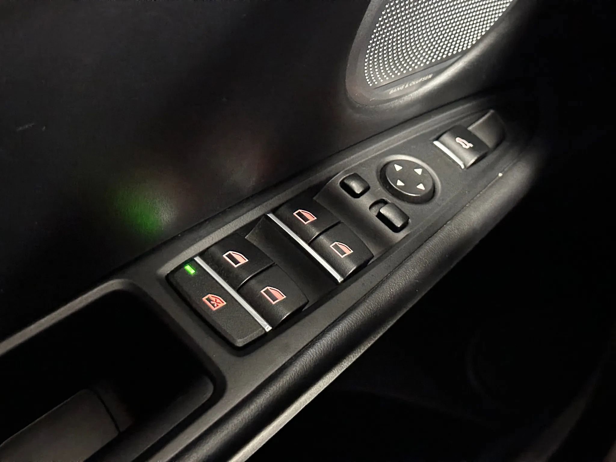 Used 2015 BMW X6 M Sport Utility 4D image 33