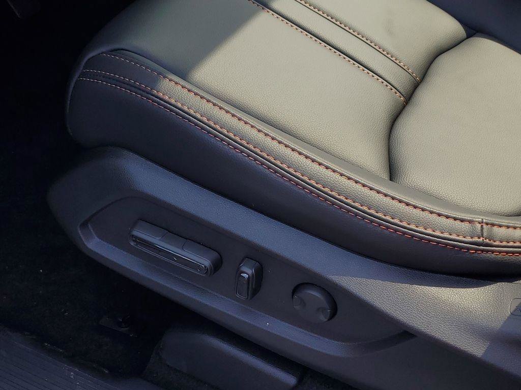 New 2026 Honda Pilot TrailSport image 11