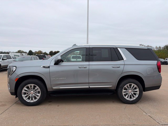 Used 2024 GMC Yukon SLT w/ SLT Premium Package AWD/4WD image 6