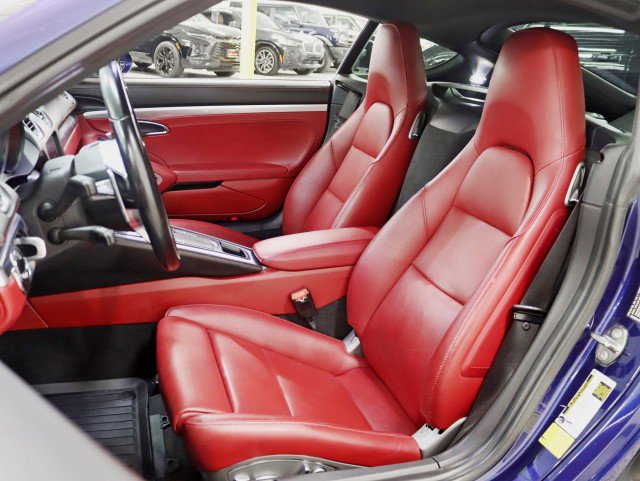 Used 2022 Porsche 718 Cayman S RWD image 25