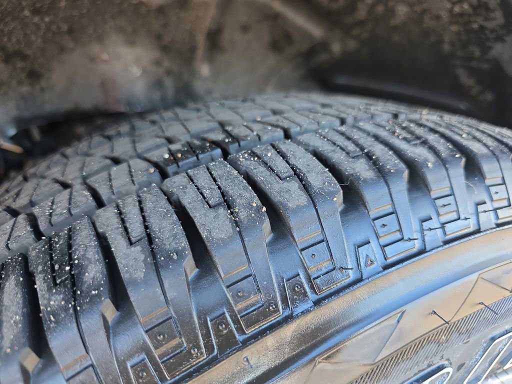 Used 2019 RAM 1500 Laramie image 28