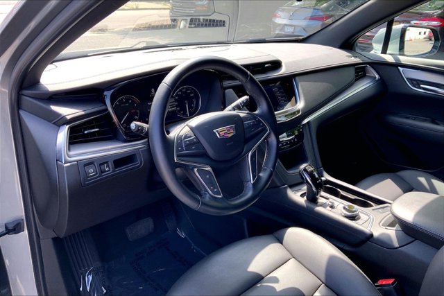 Used 2023 Cadillac XT5 Luxury AWD/4WD image 14