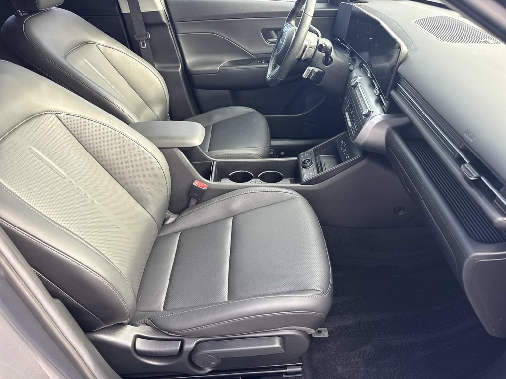 Used 2024 Hyundai Kona Limited AWD/4WD image 13