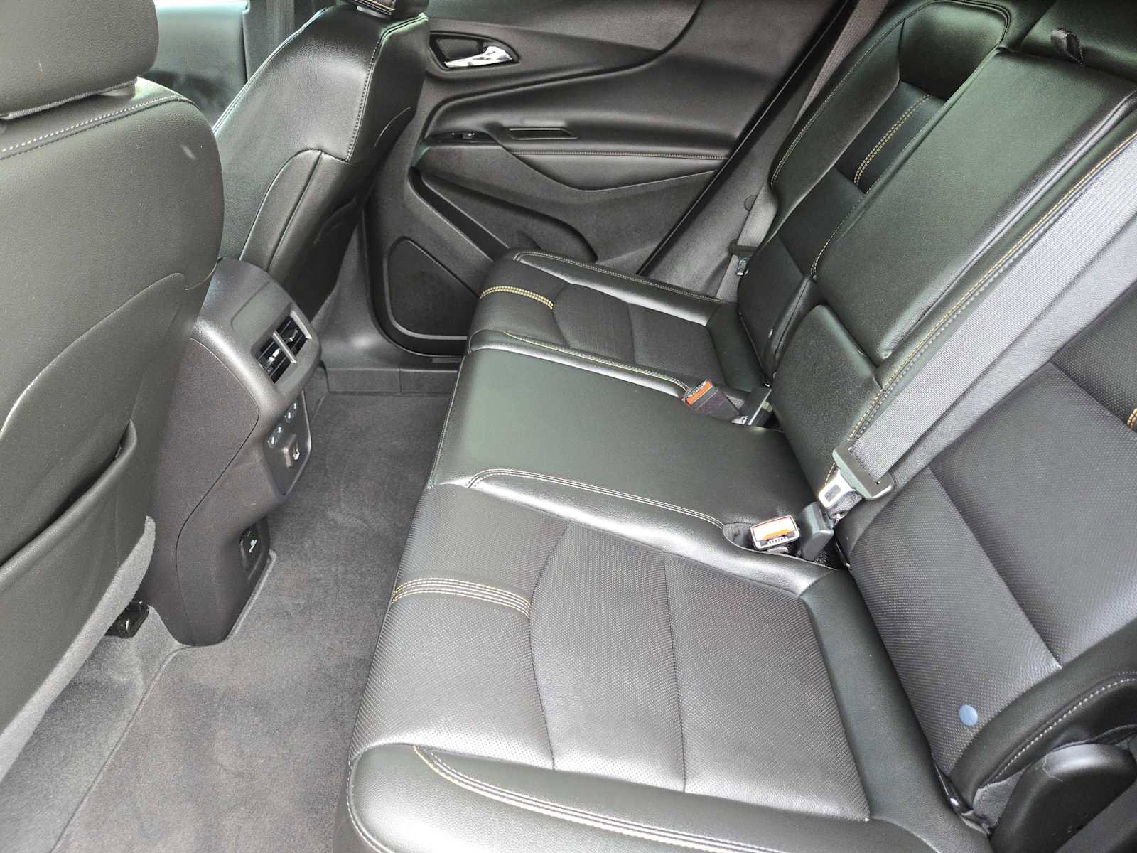 Certified 2024 Chevrolet Equinox Premier image 29