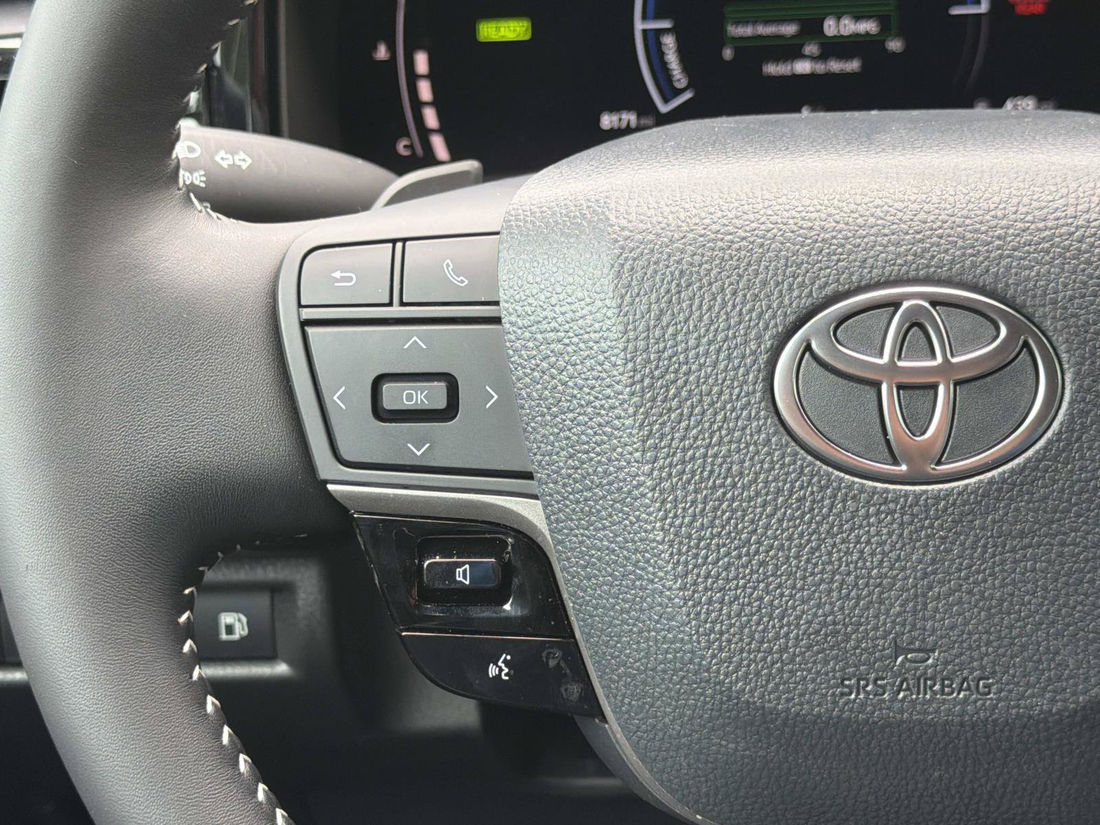 Used 2026 Toyota Camry SE FWD image 13