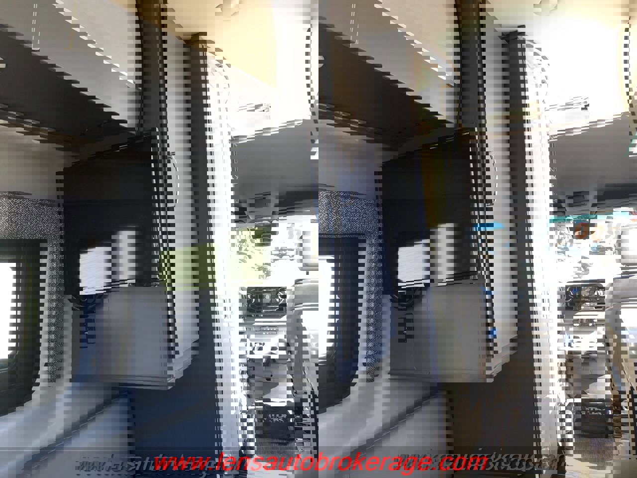 Used 2020 Mercedes-Benz Sprinter 2500 image 22