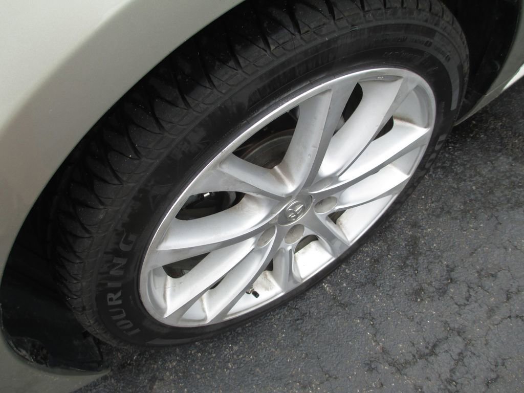 Used 2014 Toyota Avalon Limited w/ Technology Package image 11