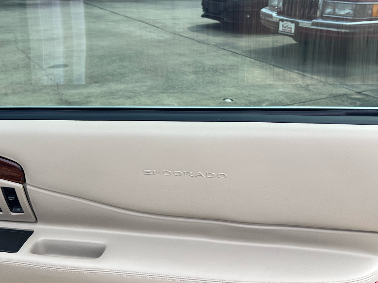 Used 1997 Cadillac Eldorado Touring image 27