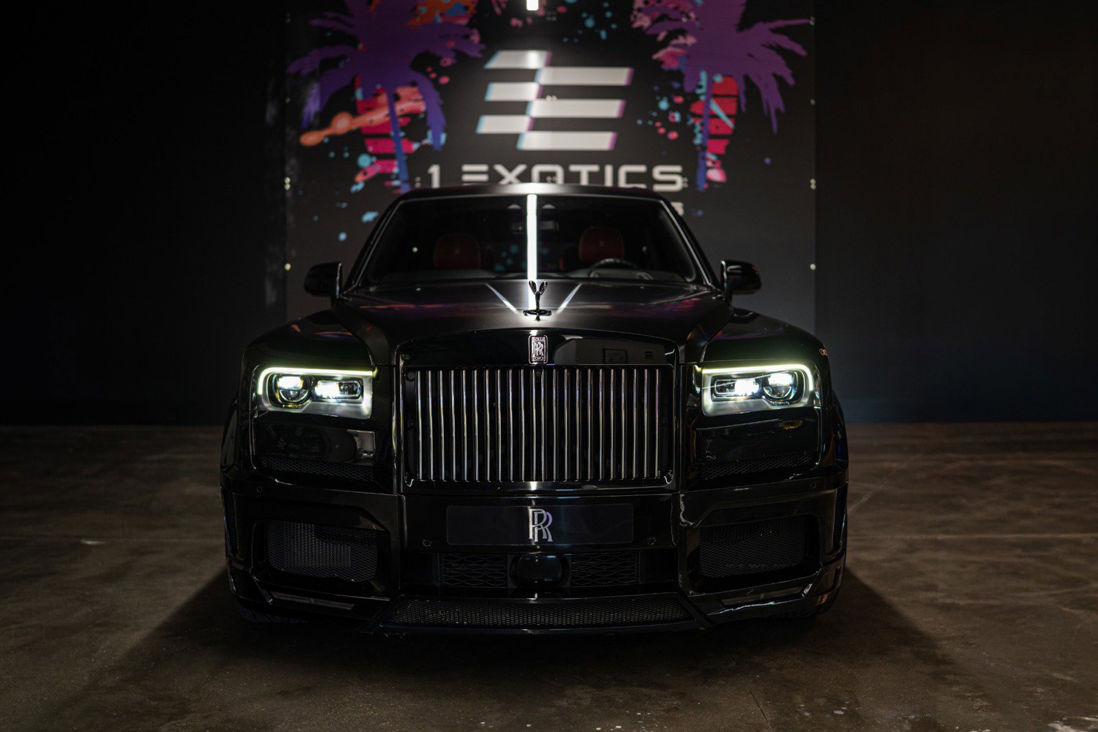 Used 2022 Rolls-Royce Cullinan Black Badge image 3