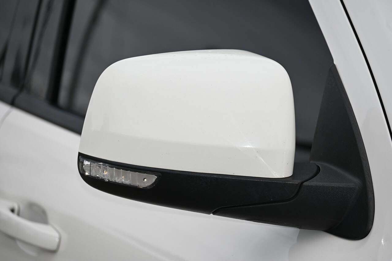 Used 2012 Dodge Durango R/T w/ Leather Interior Group image 25