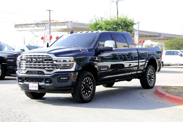 Used 2025 RAM 2500 Limited AWD/4WD image 8