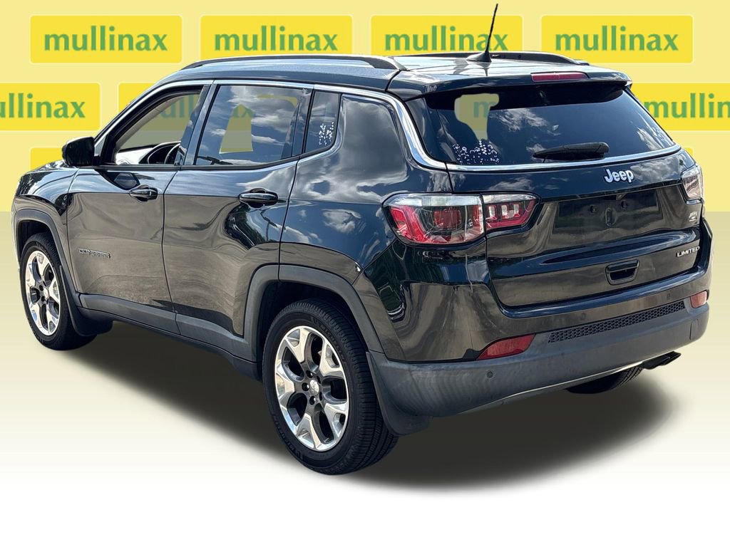 Used 2018 Jeep Compass Limited w/ Safe & Security Group FWD image 11