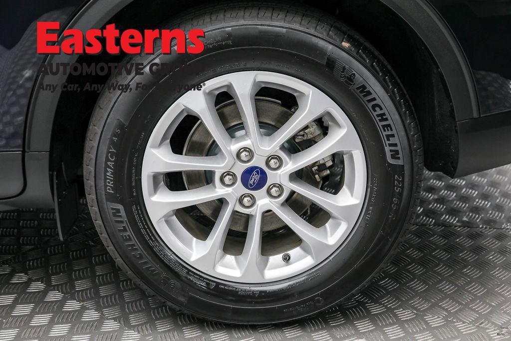 Used 2021 Ford Escape SE image 8