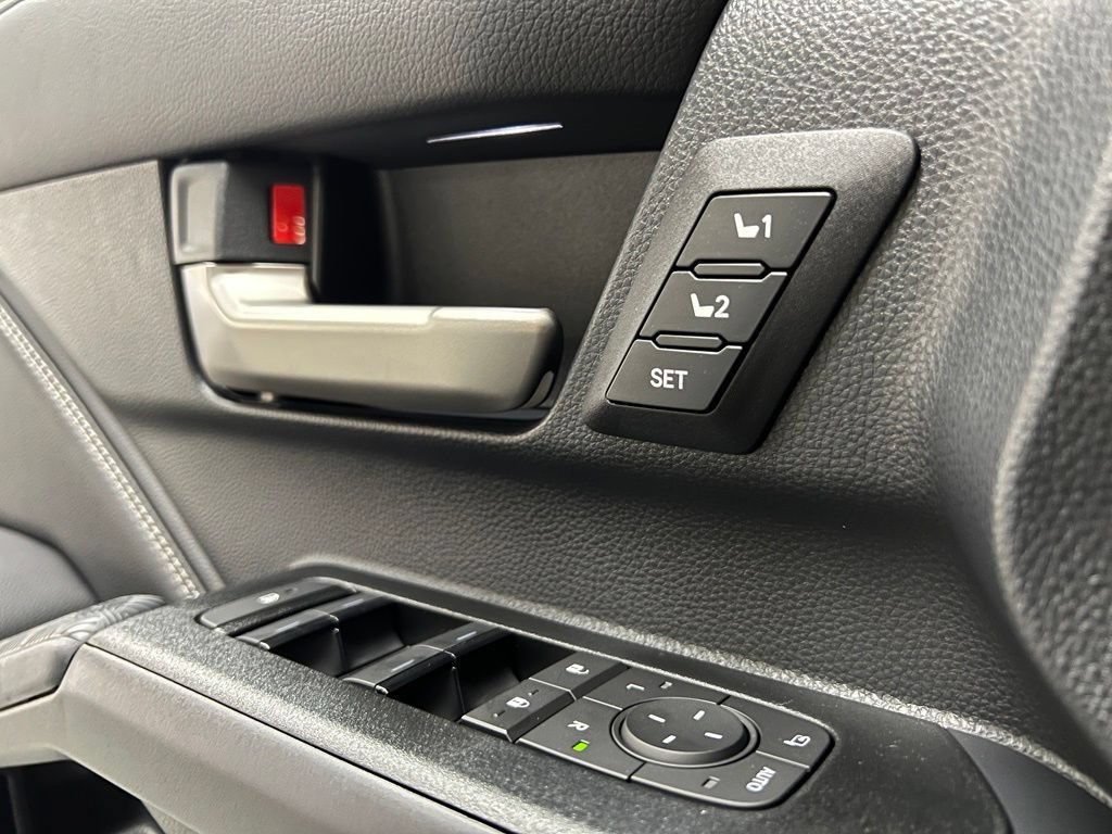 New 2026 Toyota 4Runner Limited AWD/4WD image 35