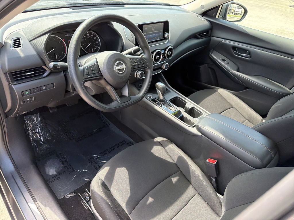 Used 2024 Nissan Sentra S w/ Trunk Package FWD image 13