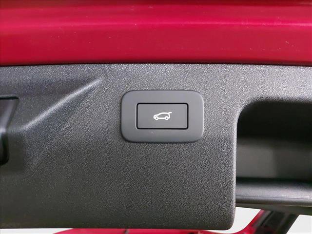 New 2025 Land Rover Discovery Sport S image 13