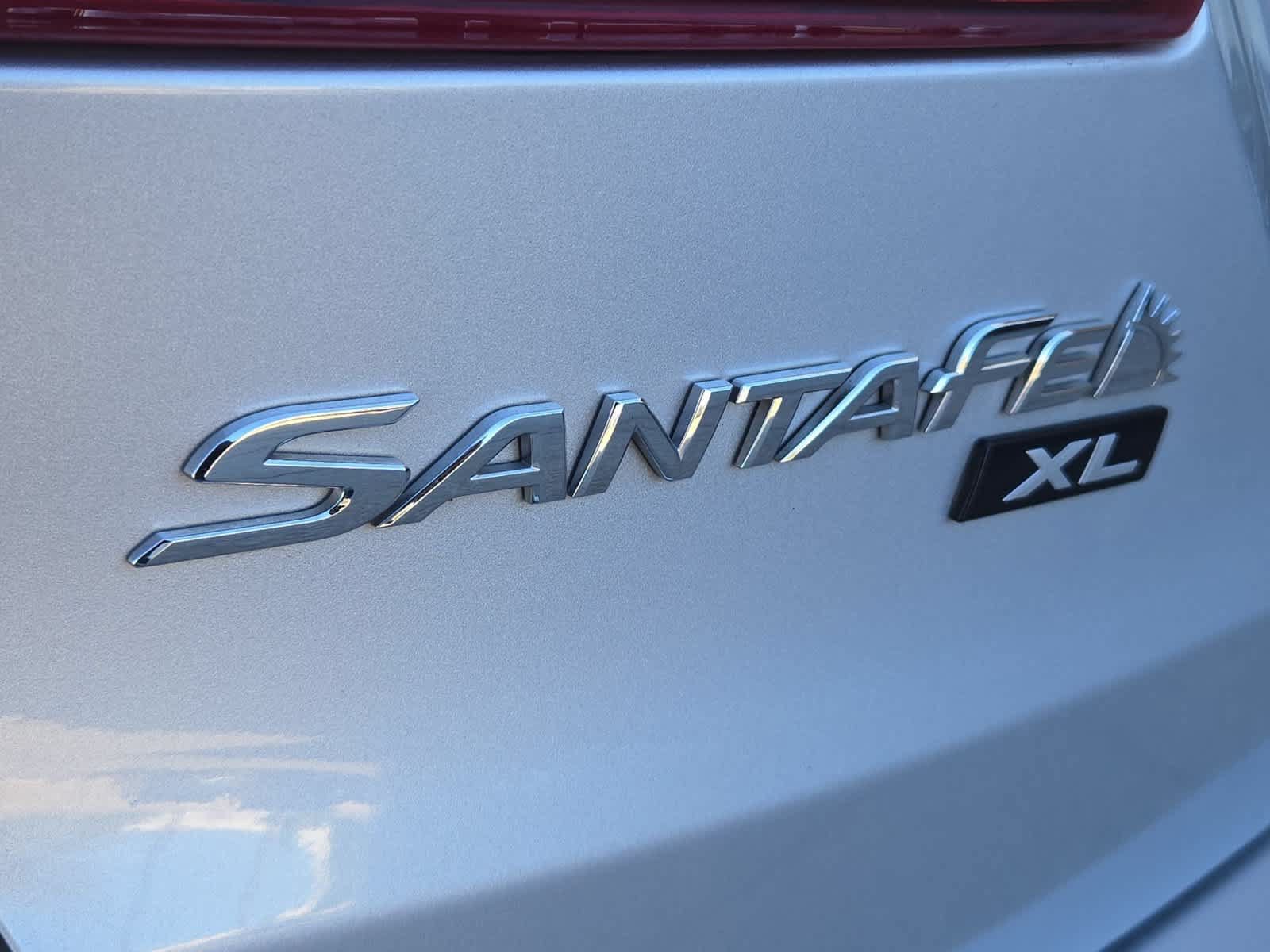 Used 2019 Hyundai Santa Fe XL SE FWD image 13