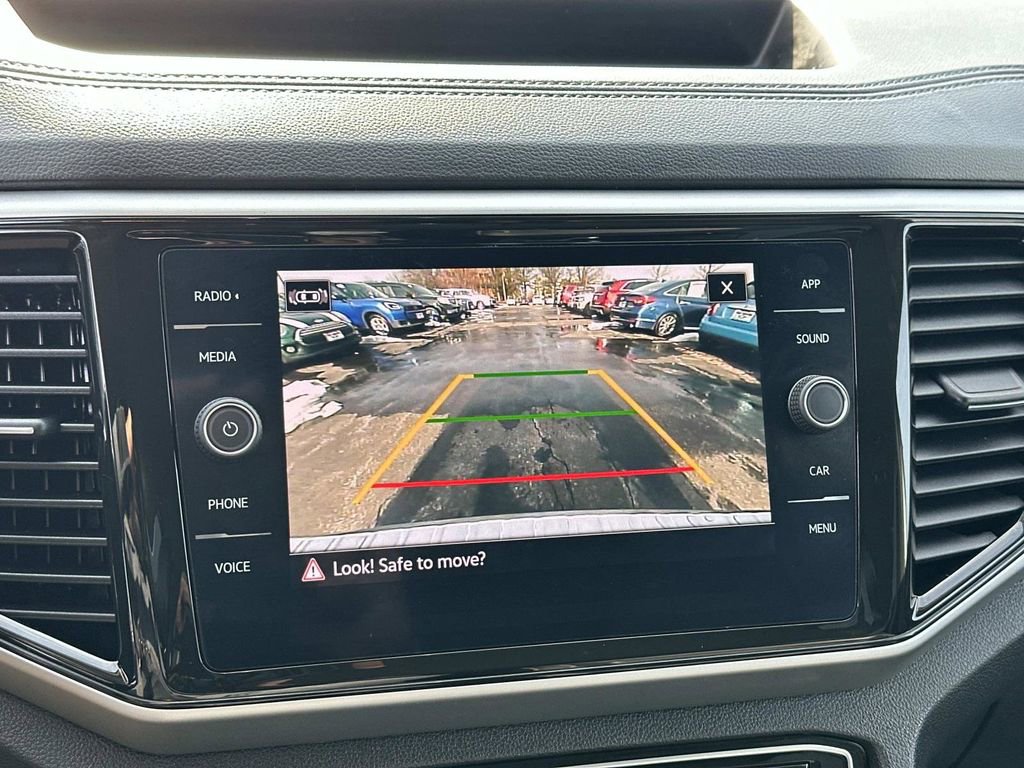 Used 2022 Volkswagen Atlas SE image 12