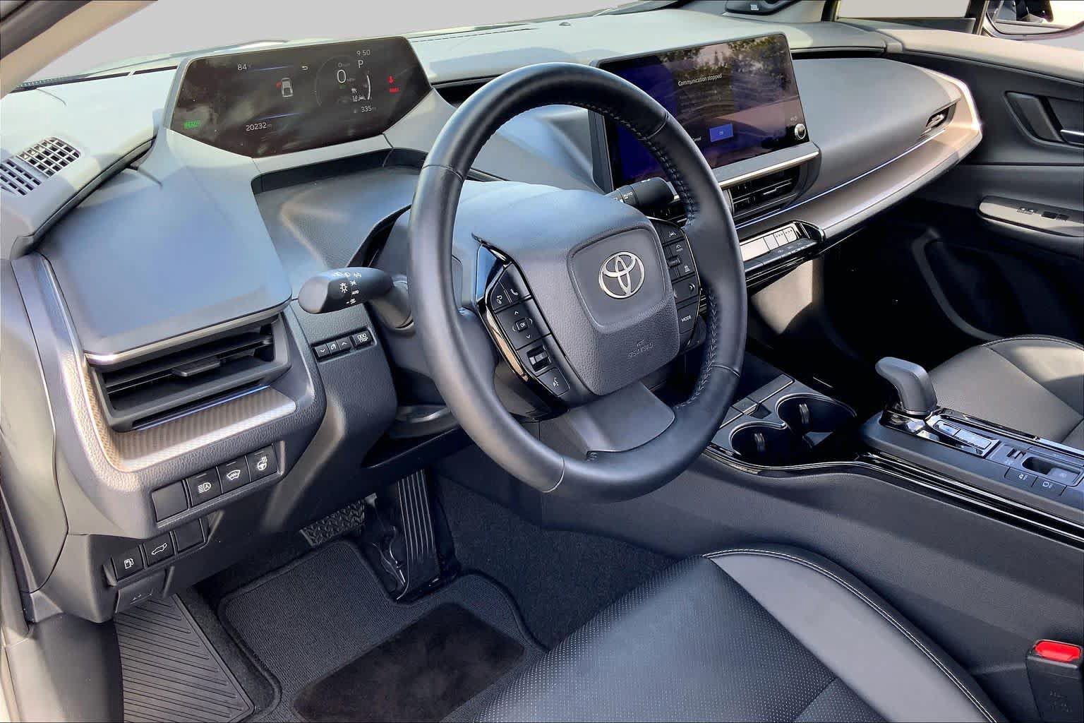 Used 2024 Toyota Prius Limited w/ Limited Premium Package FWD image 17