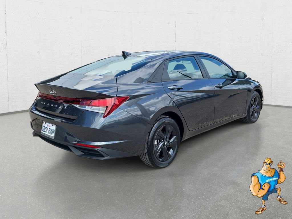Certified 2023 Hyundai Elantra SEL image 5