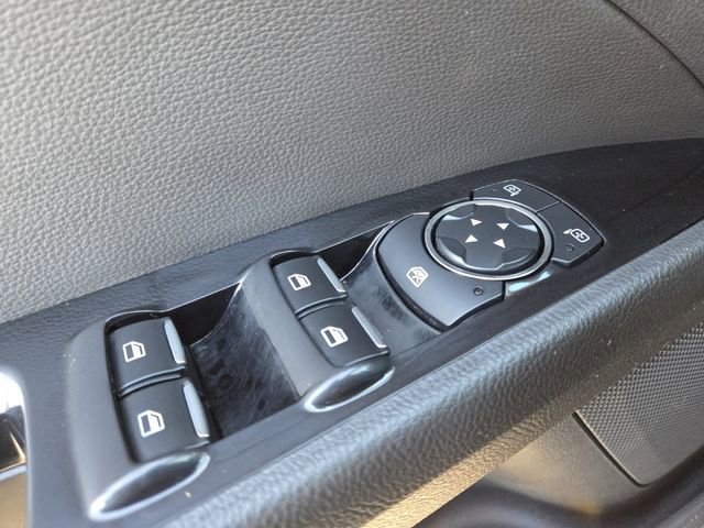 Used 2016 Ford Fusion SE w/ Equipment Group 202A image 9