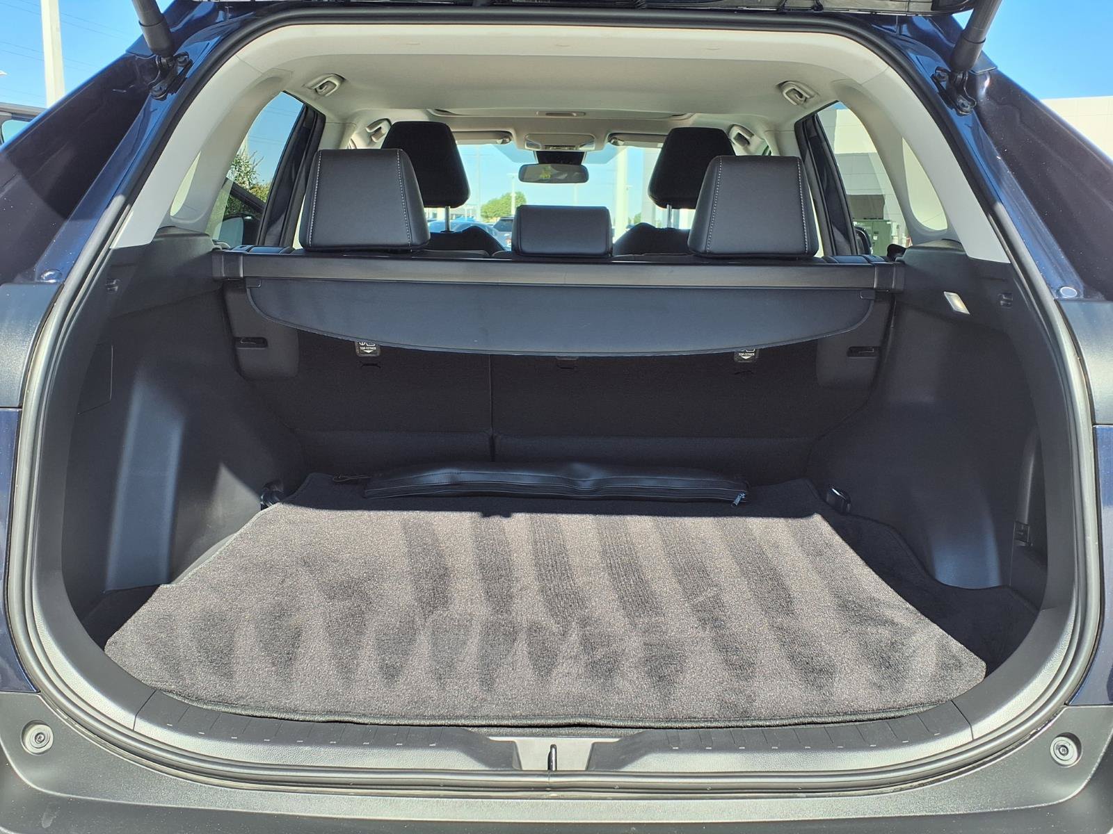 Used 2025 Toyota RAV4 XLE Premium FWD image 28