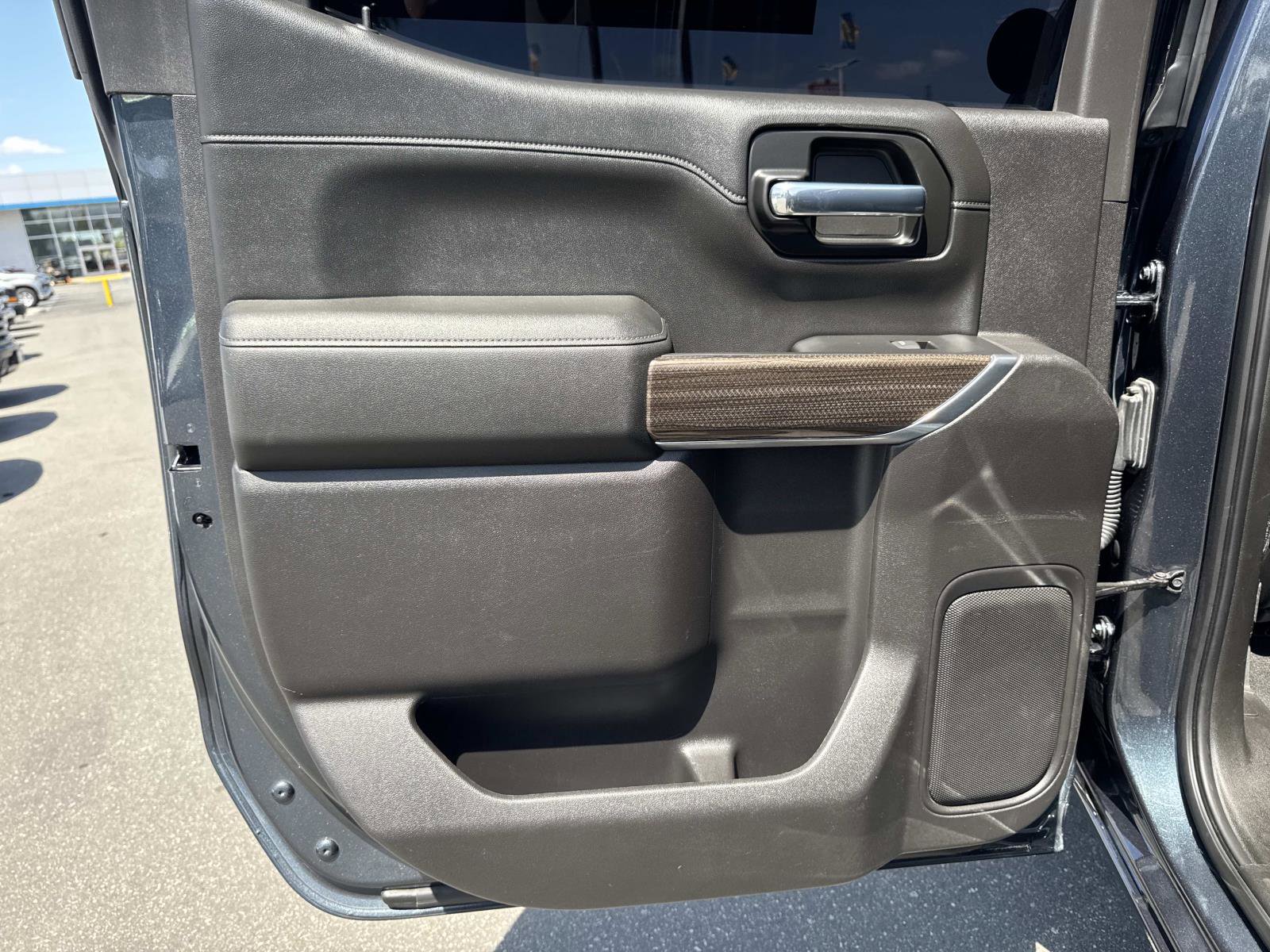 Used 2020 Chevrolet Silverado 1500 RST w/ All-Star Edition RWD image 24