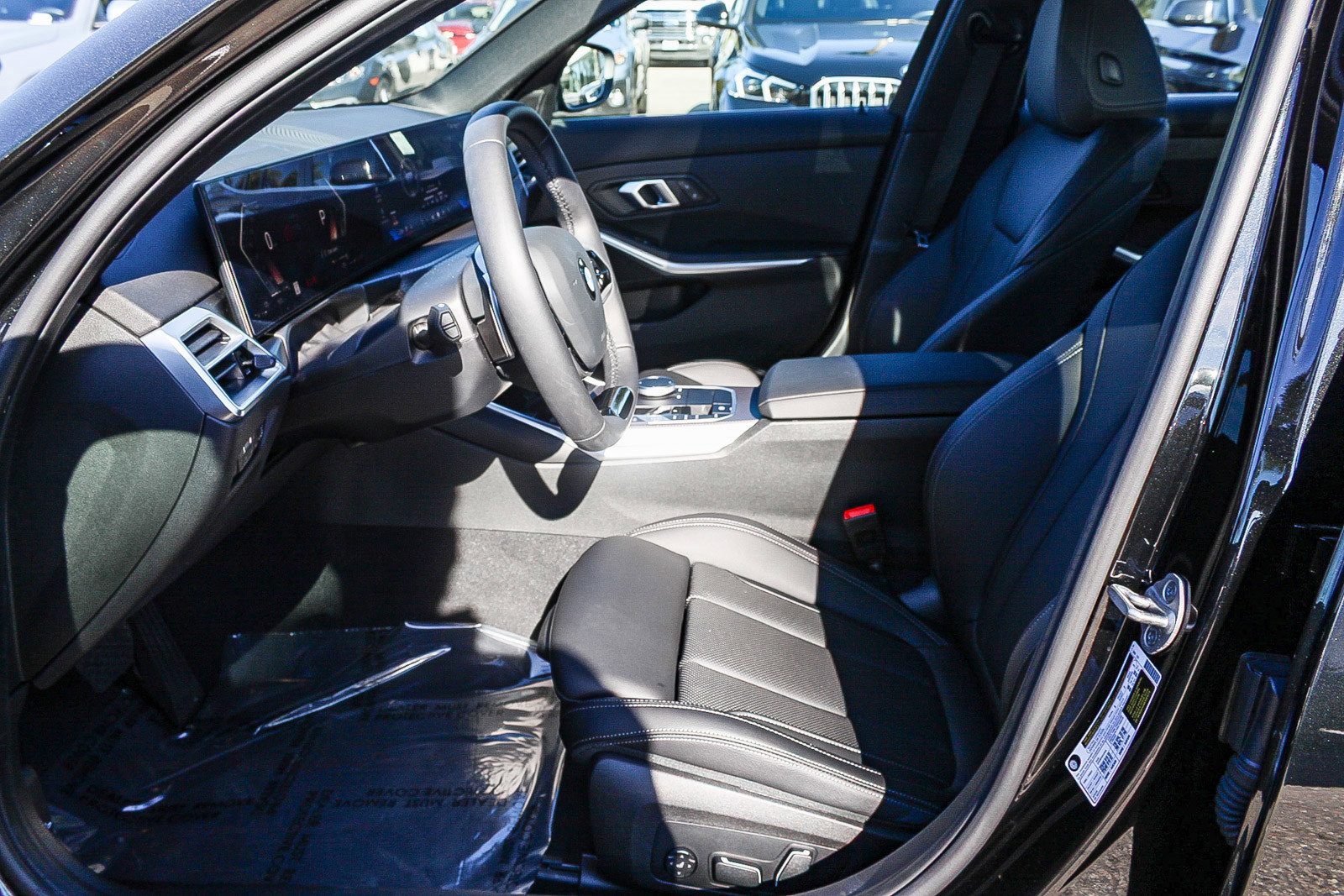 Certified 2025 BMW 330i Sedan w/ Convenience Package image 17