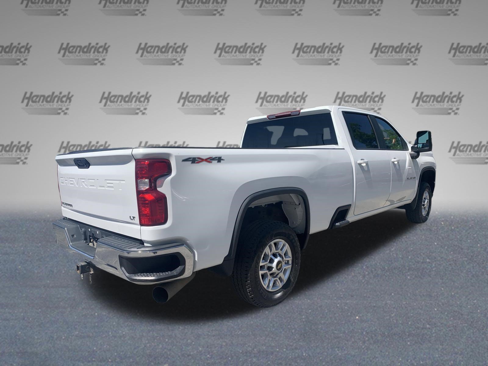 Used 2021 Chevrolet Silverado 2500 LT AWD/4WD image 9