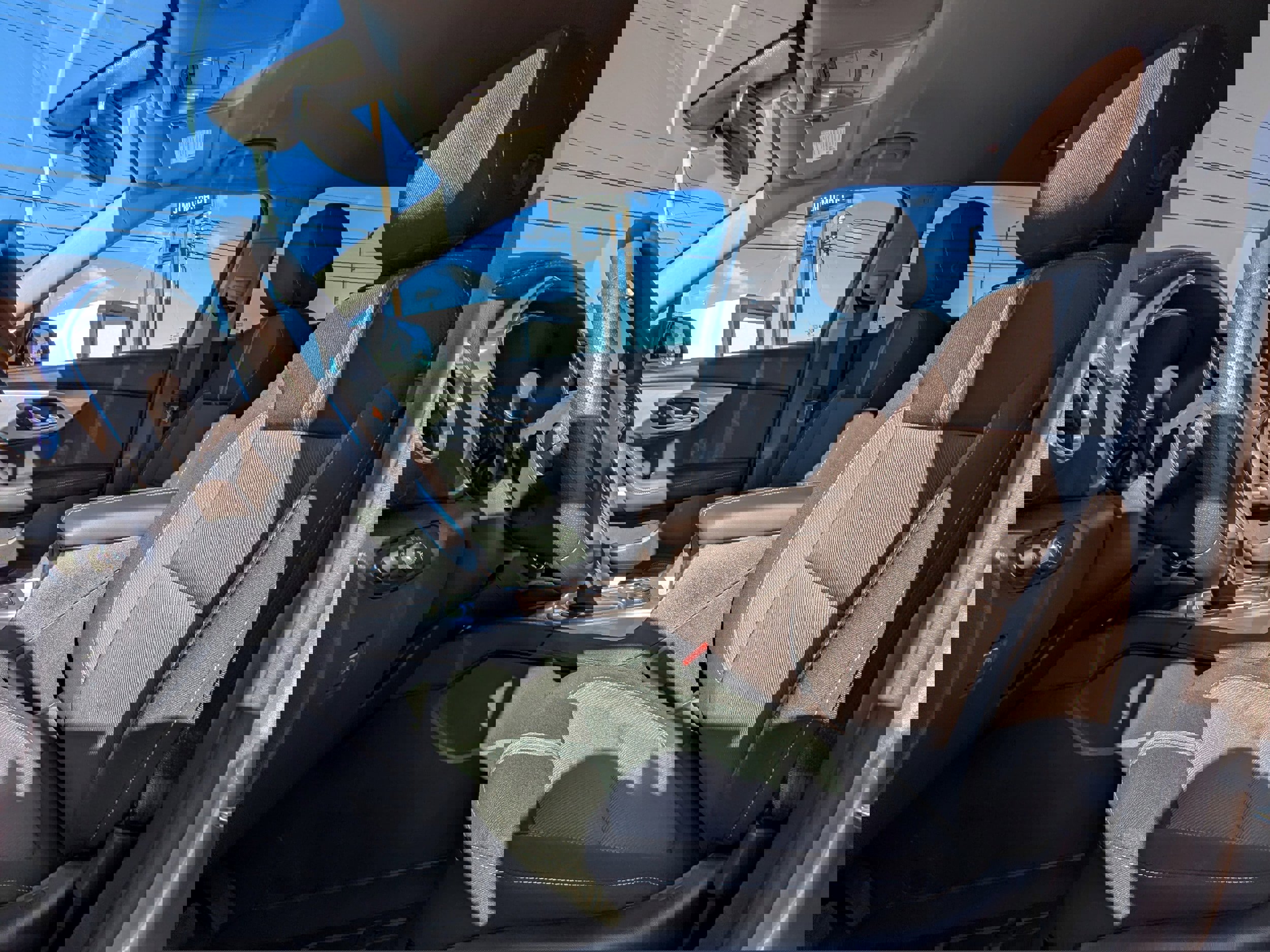 New 2025 Chevrolet Blazer LT w/ Convenience Package image 2