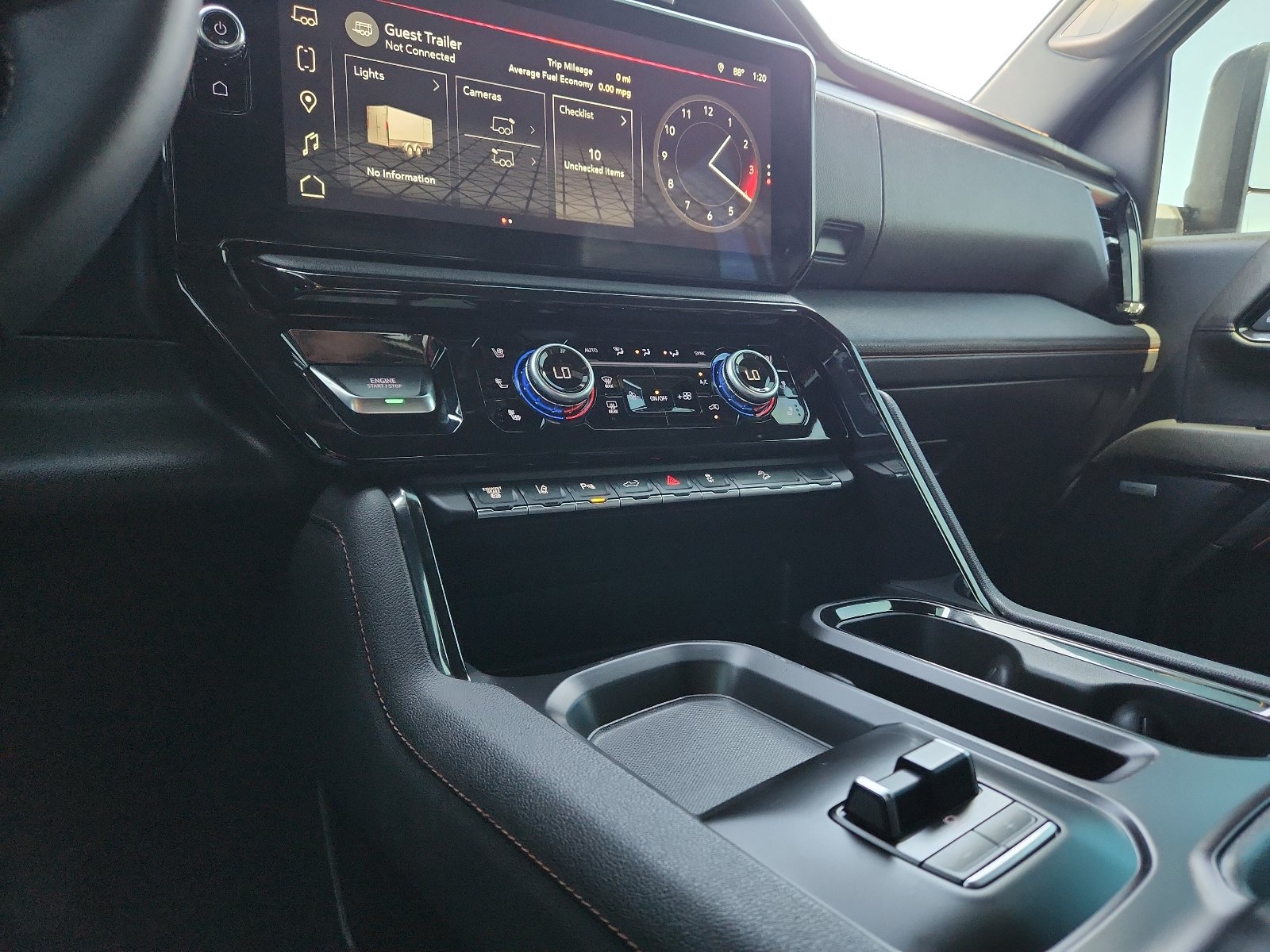 Used 2024 GMC Sierra 3500 AT4 w/ AT4 Premium Plus Package image 20