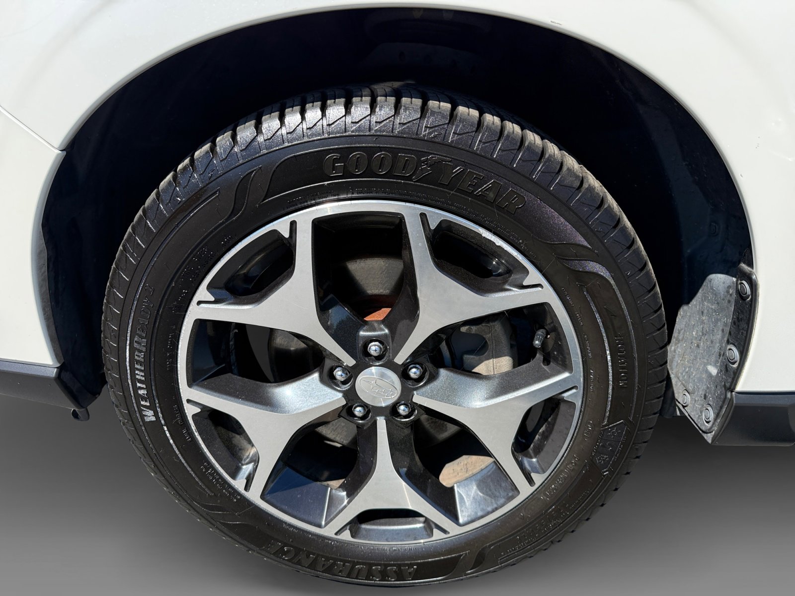 Used 2015 Subaru Forester 2.0XT Premium w/ Popular Package #2 image 9