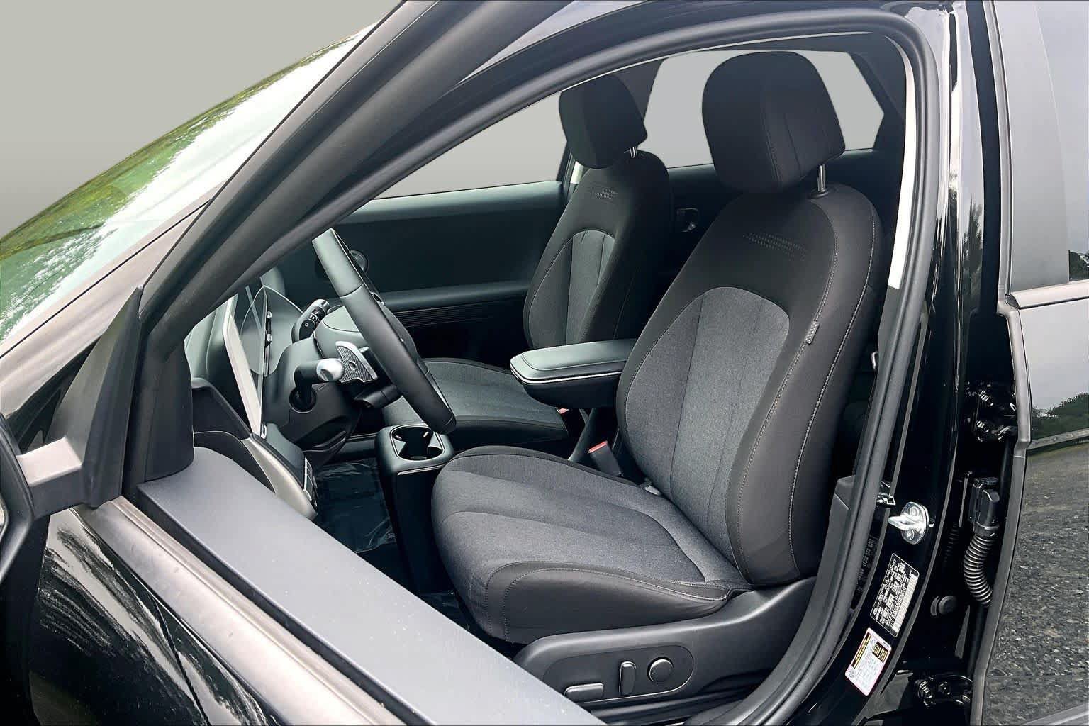 Used 2024 Hyundai Ioniq 5 SEL AWD/4WD image 7