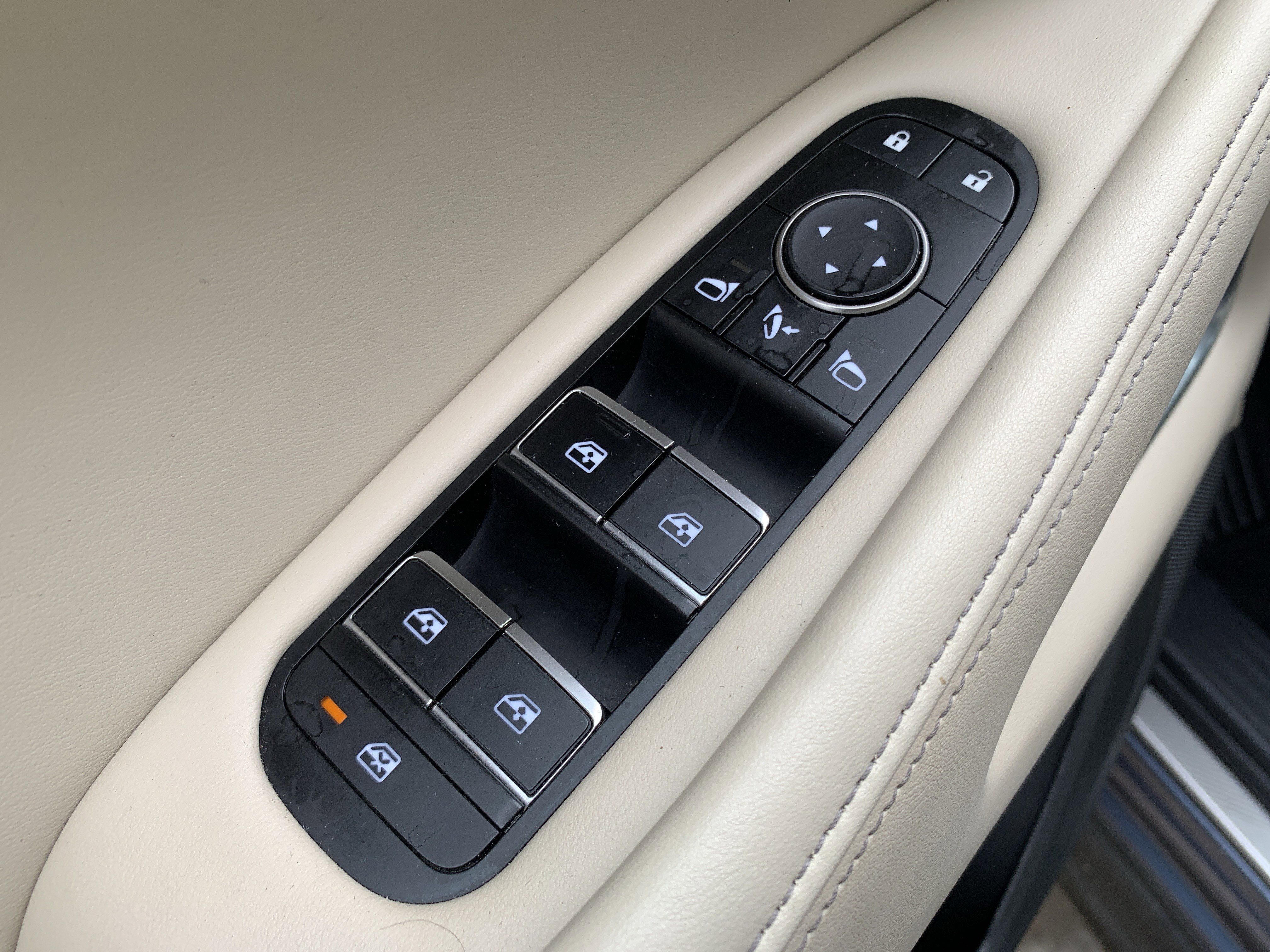 Used 2022 INFINITI QX60 Sensory w/ Vision Package AWD/4WD image 15