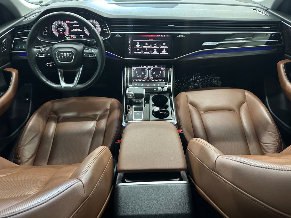 Used 2020 Audi Q8 Premium Plus w/ Premium Plus Package image 38