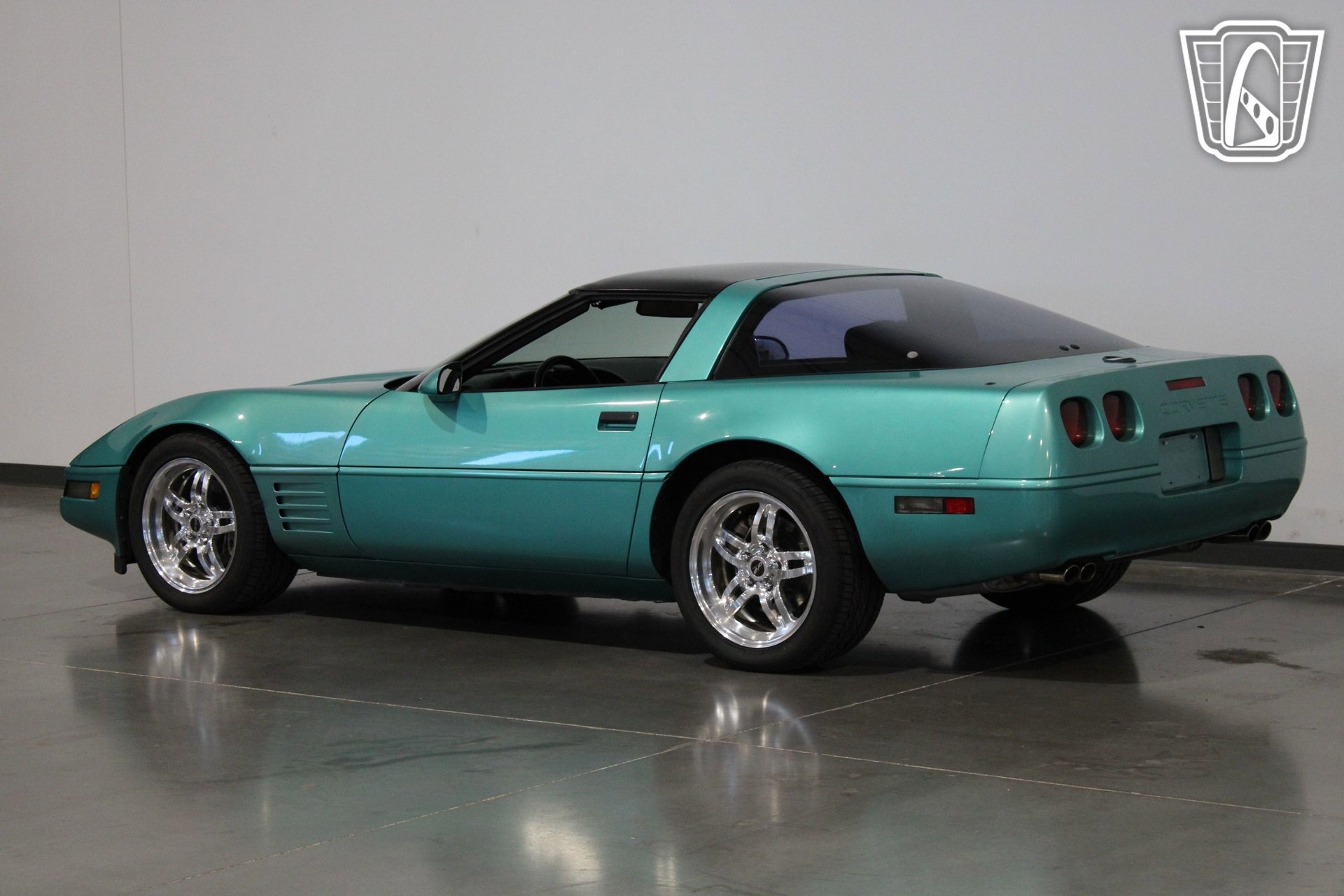 Used 1991 Chevrolet Corvette Coupe image 19