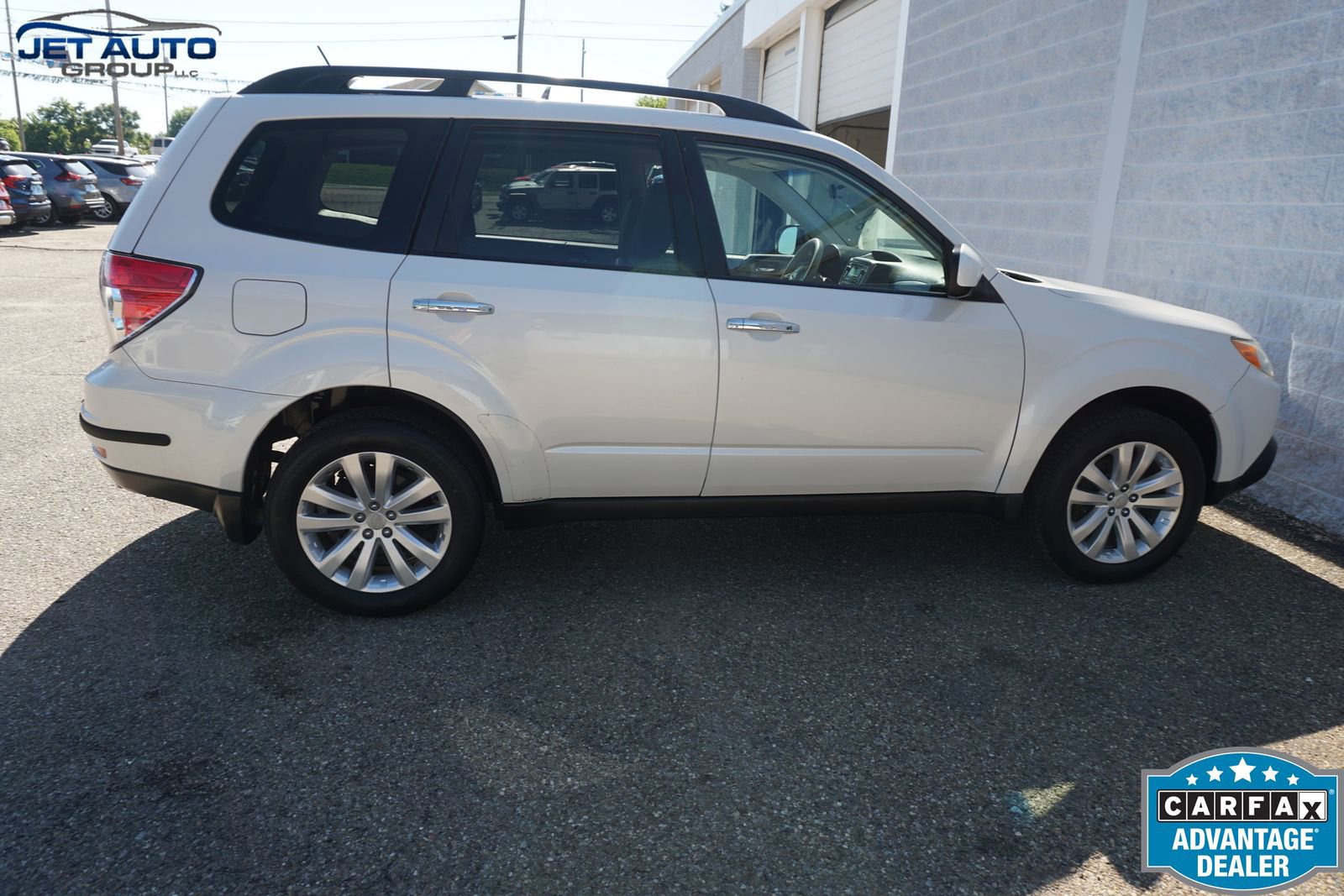 Used 2012 Subaru Forester 2.5X Premium w/ All-Weather Pkg AWD/4WD image 12