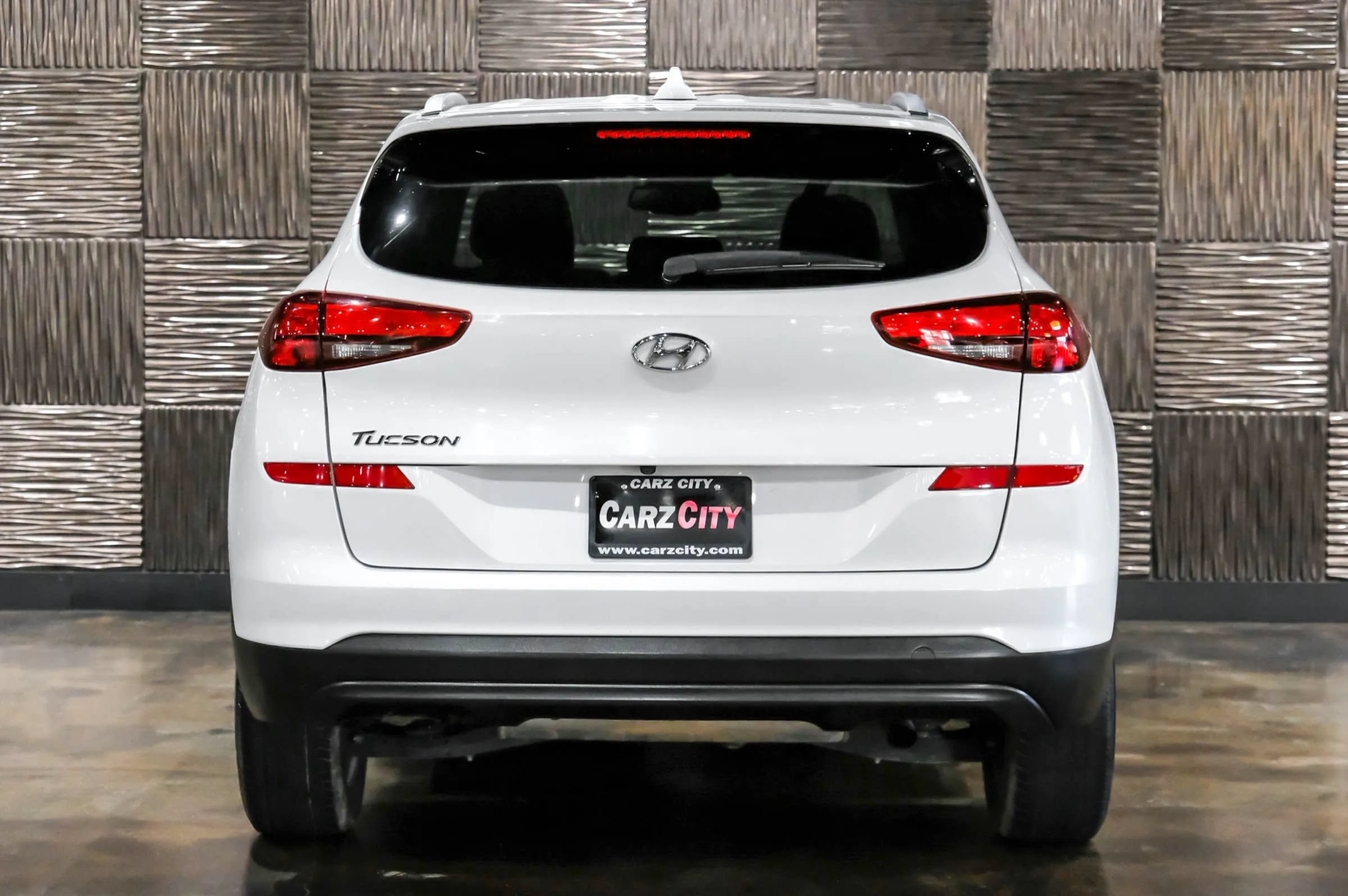 Used 2019 Hyundai Tucson Value FWD image 14