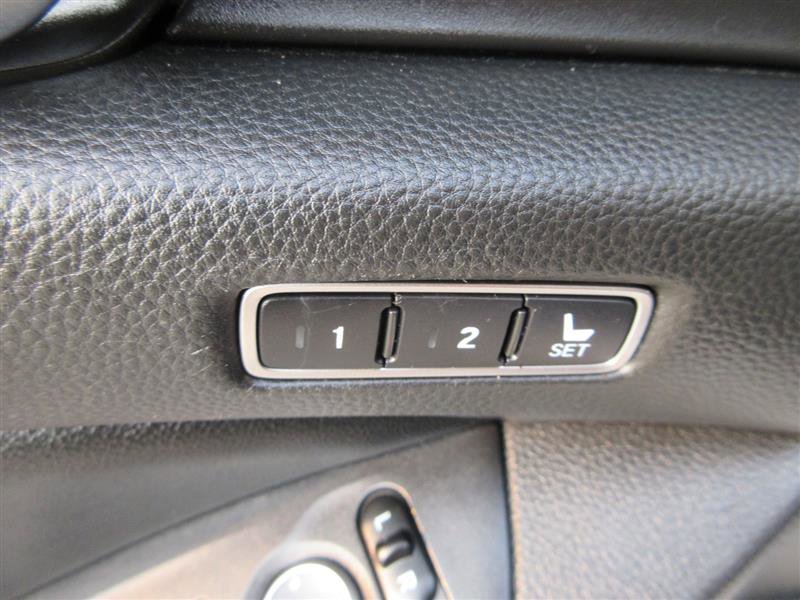 Used 2021 Honda Accord Touring image 18