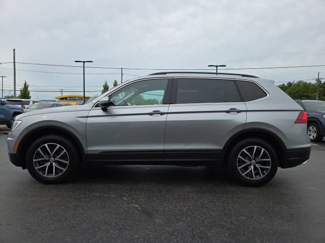 Used 2019 Volkswagen Tiguan SE w/ Panoramic Sunroof Package AWD/4WD image 4