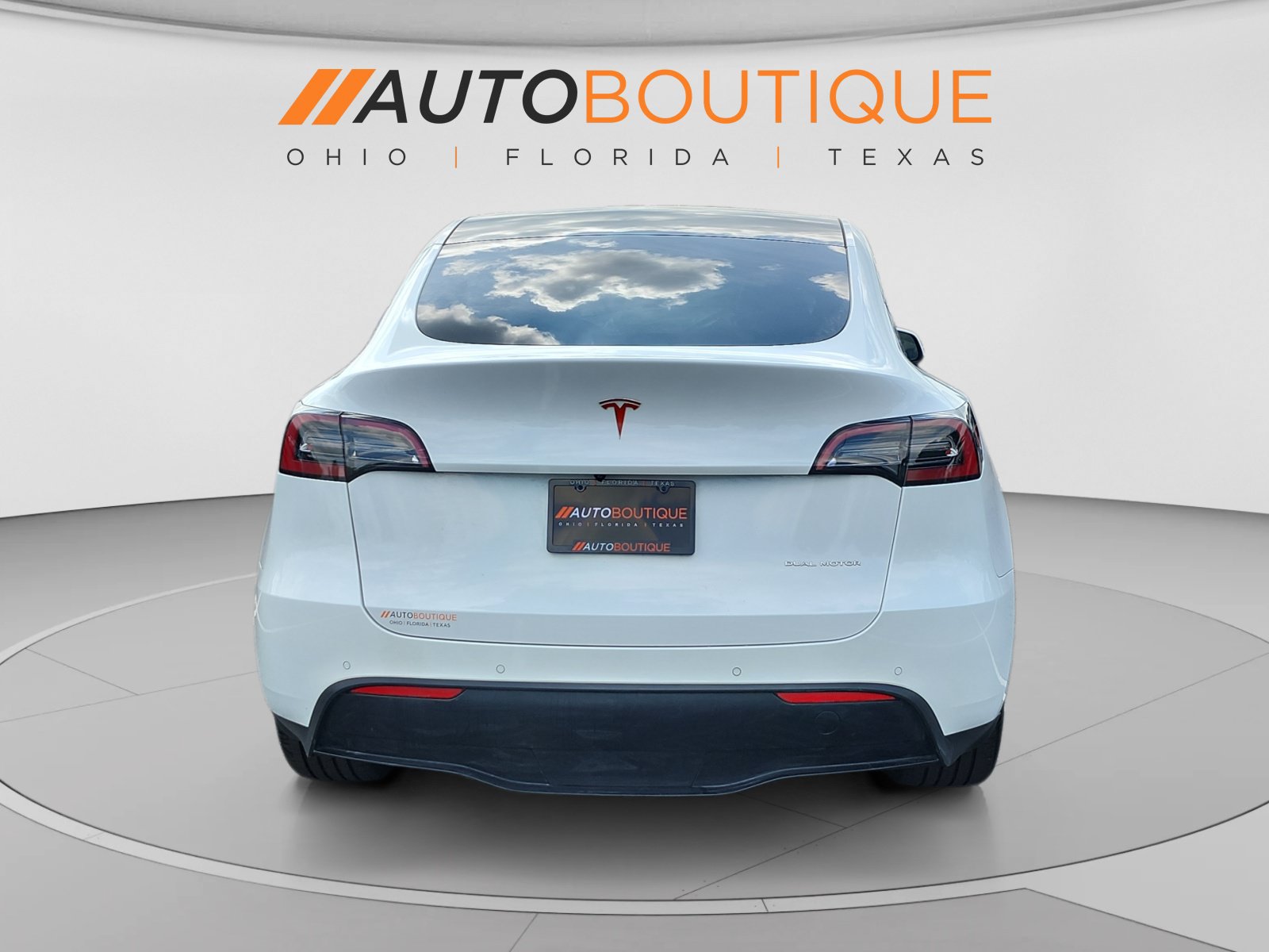 Used 2022 Tesla Model Y Long Range AWD/4WD image 4