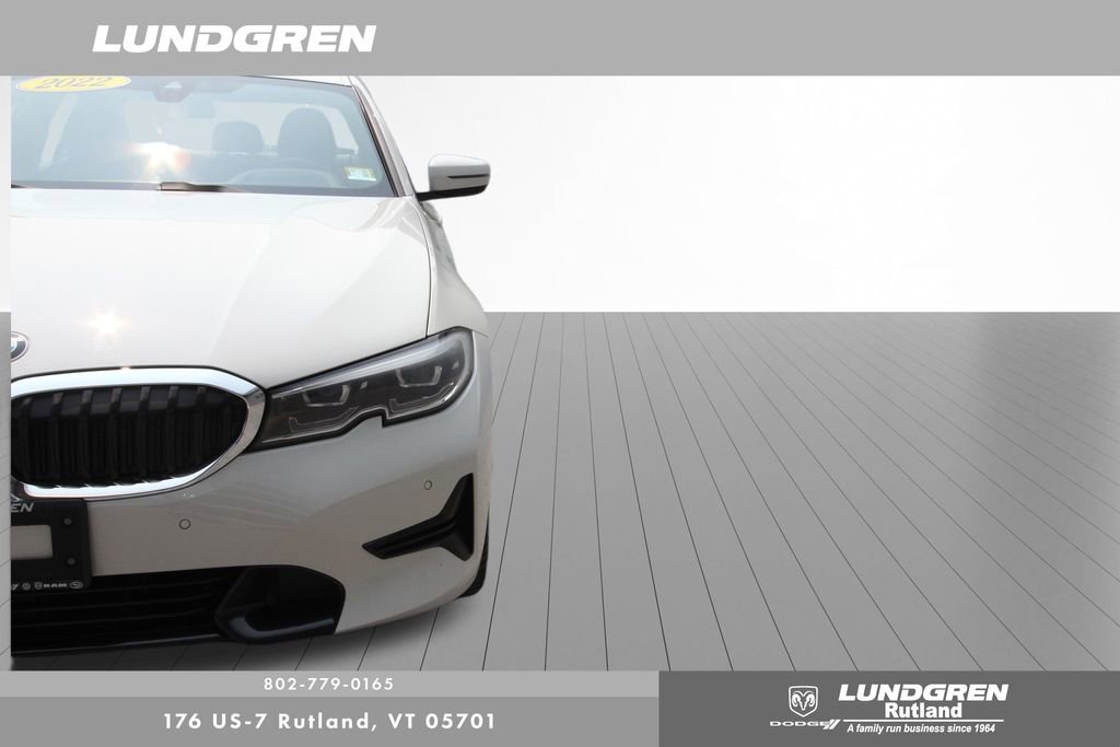 Used 2022 BMW 330i xDrive Sedan w/ Premium Package image 40